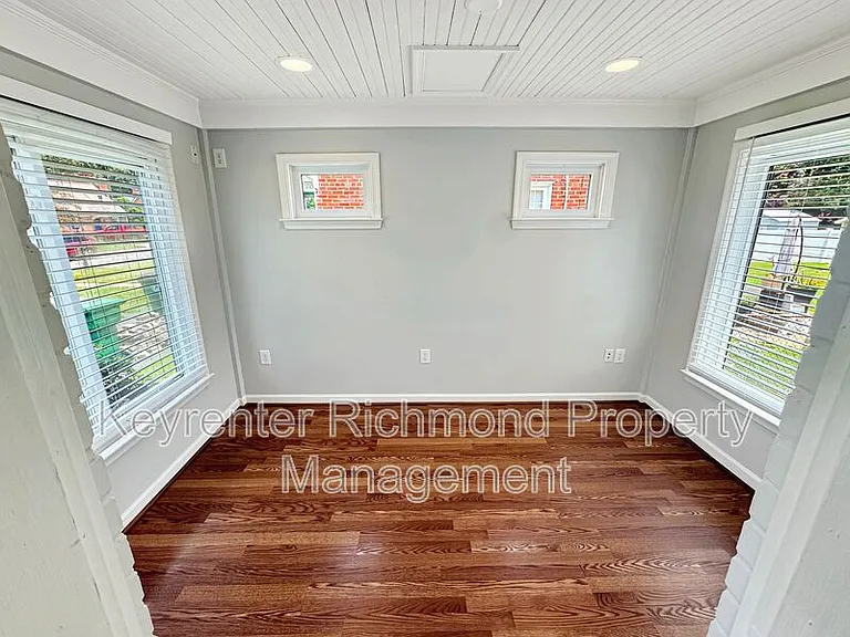 2127 New Berne Rd — Photo 4
