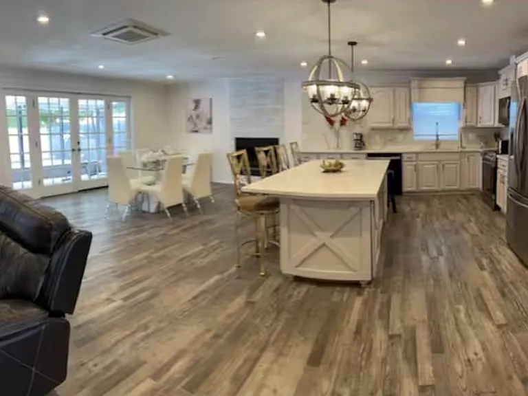 7910 Singing Court Pl — Photo 8