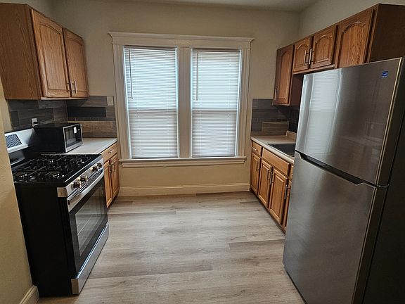 3rd image of 630 Hertel Ave #3