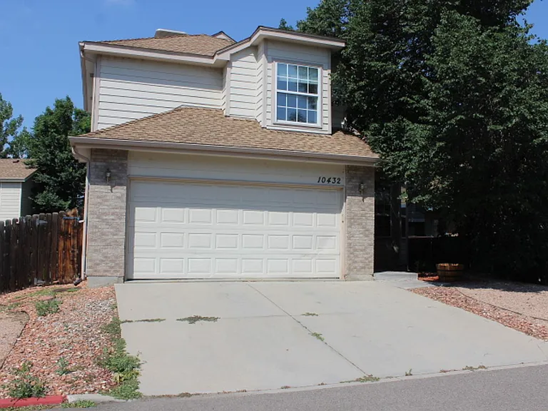 10432 W 82nd Ave — Photo 2