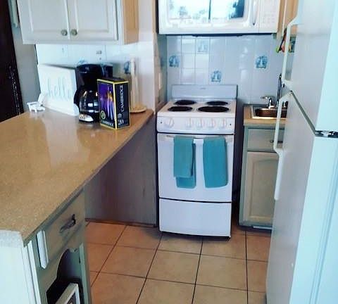 5th image of 6102 Seawall Blvd #122