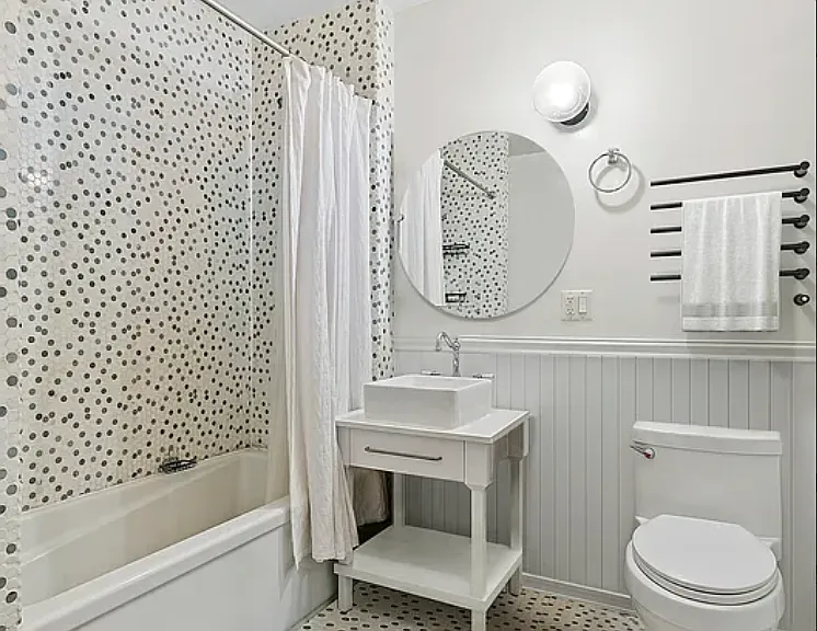 180 Bainbridge St #112 — Photo 7