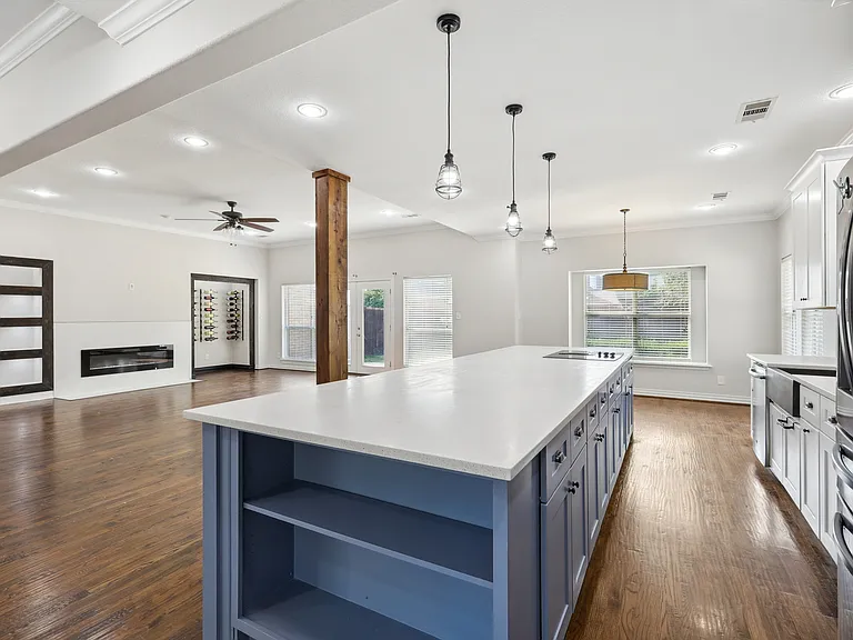 6043 Fieldstone Dr — Photo 9