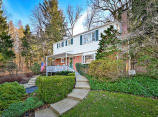 1016 Woodhill Dr, Gibsonia, PA