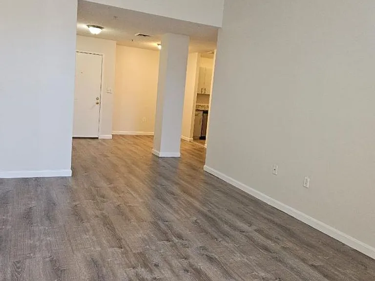 Border City Mills Apartments — Photo 17