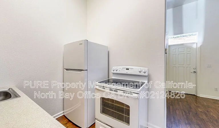 154 Railroad Ave #B — Photo 18