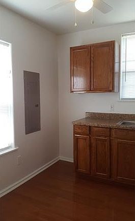 4th image of 306 N Seneca St