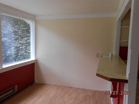 3rd image of 18550 152nd Ave NE