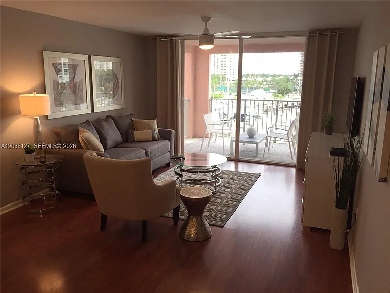 19655 E Country Club Dr #6504 — Photo 3