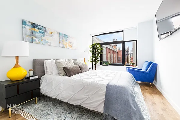 Rented by MNS | media 5