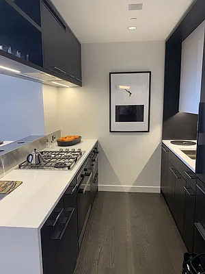 Rented by Azimuth Realty Corp | media 21