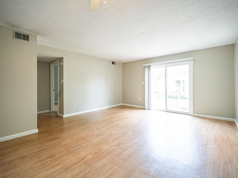 Grandview Passage — Photo 33