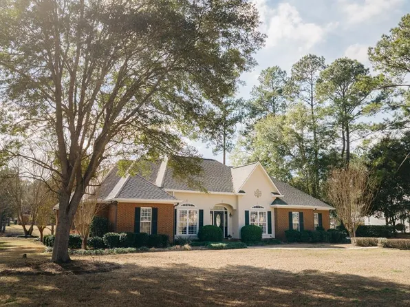 35 Skipton Ct, Thomasville, GA 31792