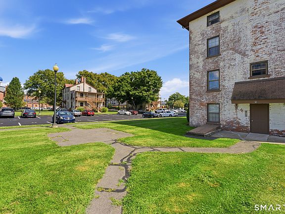 3rd image of 64 Van Block Avenue #9D