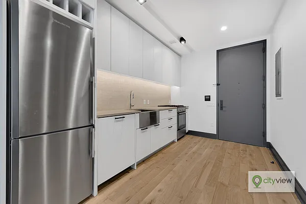 Rented by The KCI Group | media 83