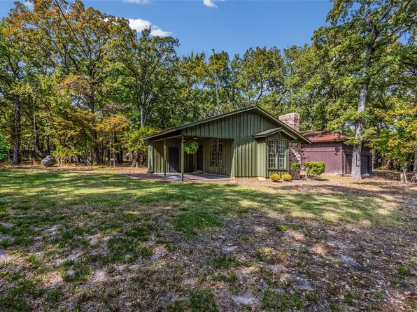 1513 Riverside Dr, Quinlan, TX 75474