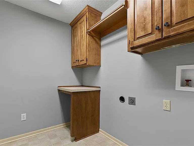 7925 N Lane Ave — Photo 33