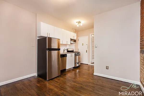 Rented by Mirador Real Estate | media 2