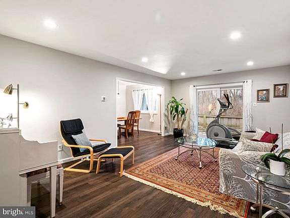 5th image of 1102 Brinton Place Rd APT 18