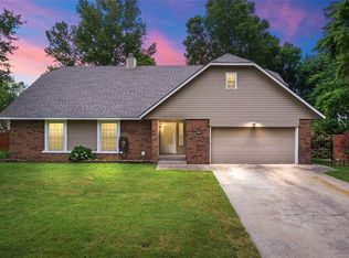 2525 W Little Rock St, Broken Arrow, OK 74011
