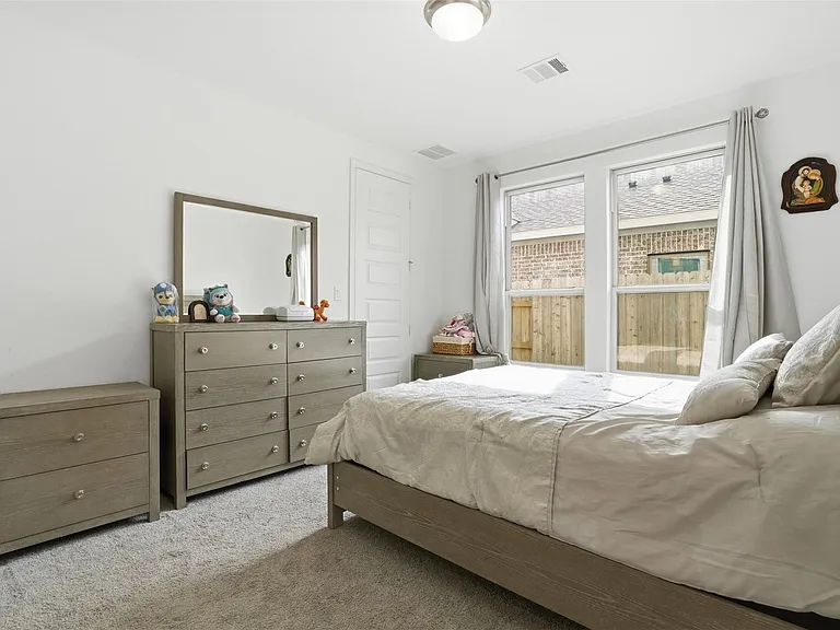 24719 Hibiscus Garden Way — Photo 6
