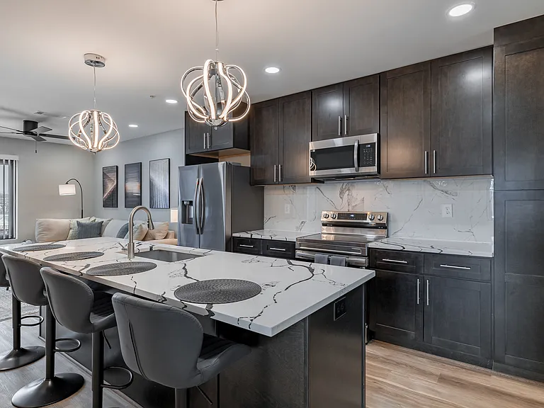 The Tucker Luxury Apartments — Photo 55