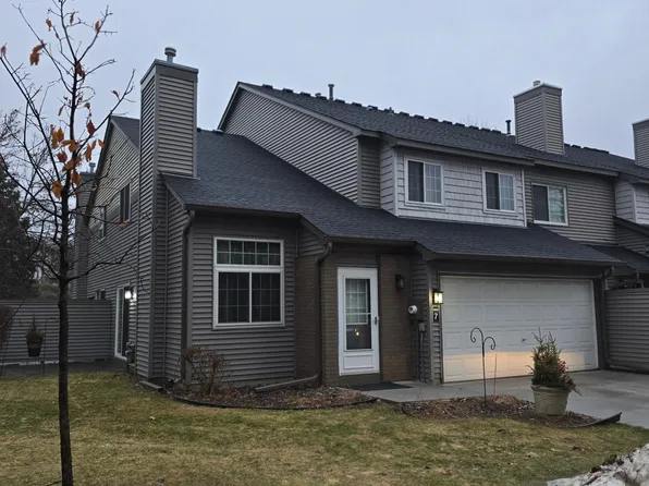 9935 Russell Ave N APT 7, Brooklyn Park, MN 55444