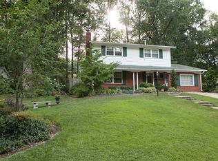 8916 Victoria Rd, Springfield, VA 22151