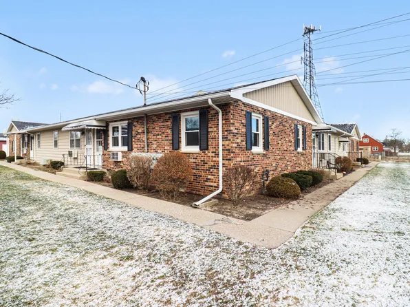 759 Andover St SE, Kentwood, MI 49548