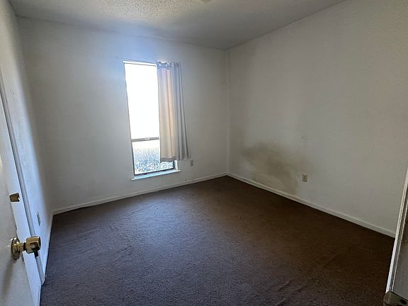 4th image of 3014 Green Forest Drive