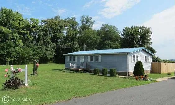2308 Castleton Rd photo 1