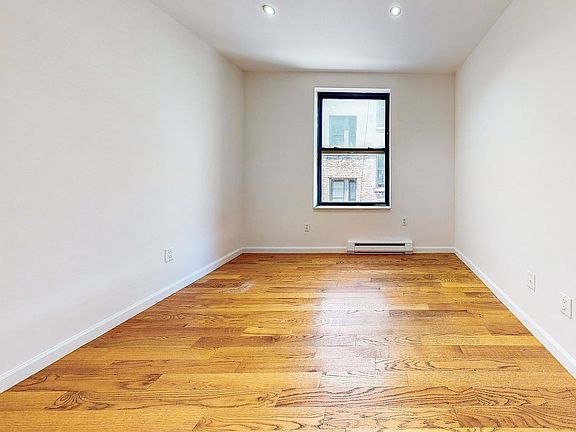 2nd image of 964 Amsterdam Ave #3Z