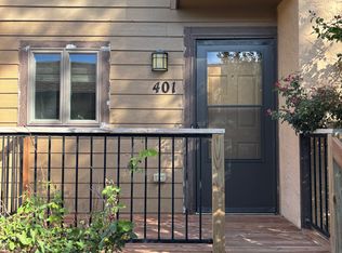 2405 S Capri Ln APT 401, Wichita, KS 67210