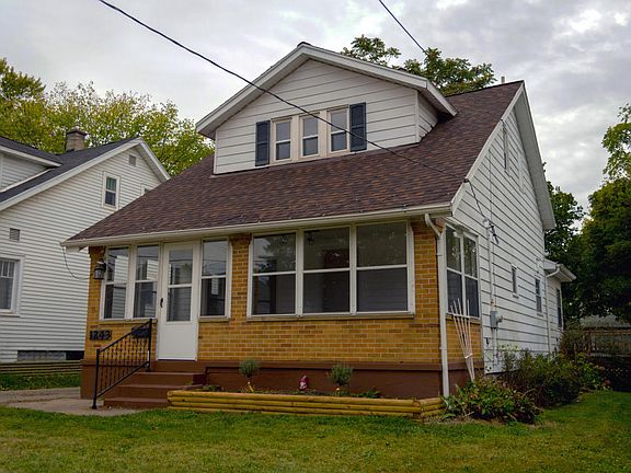 2nd image of 1243 Diamond Ave NE