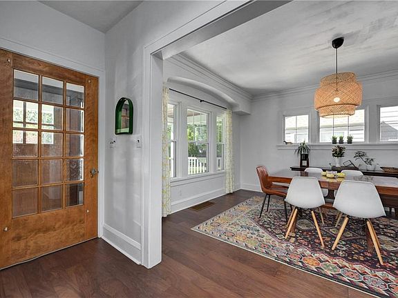 3rd image of 17210 Bradgate Ave