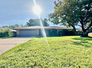 121 Vance Pl, Long Beach, MS 39560