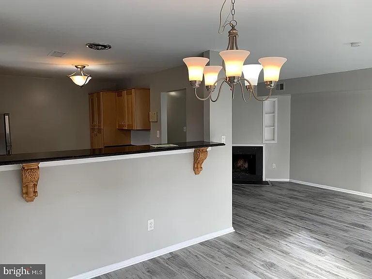7932 Silverada Pl #126E — Photo 8