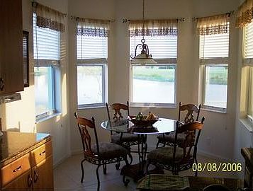 Breakfast Nook overlooking Lake
