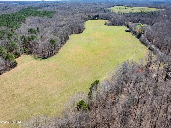 395 Gooch Rd, Parsons, TN 38363