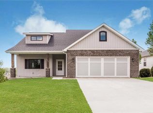239 Elizabeth Dr, Columbia, IL 62236