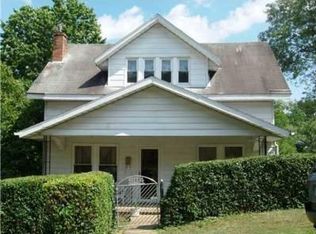 904 Lee St, Saint Albans, WV 25177