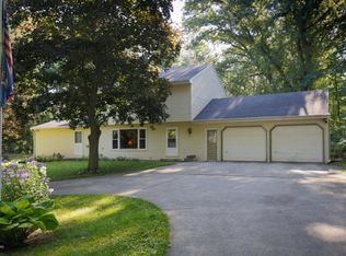 46861 M 40, Paw Paw, MI
