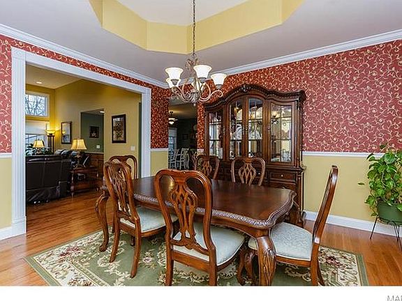2nd image of 3415 Suncrest Dr