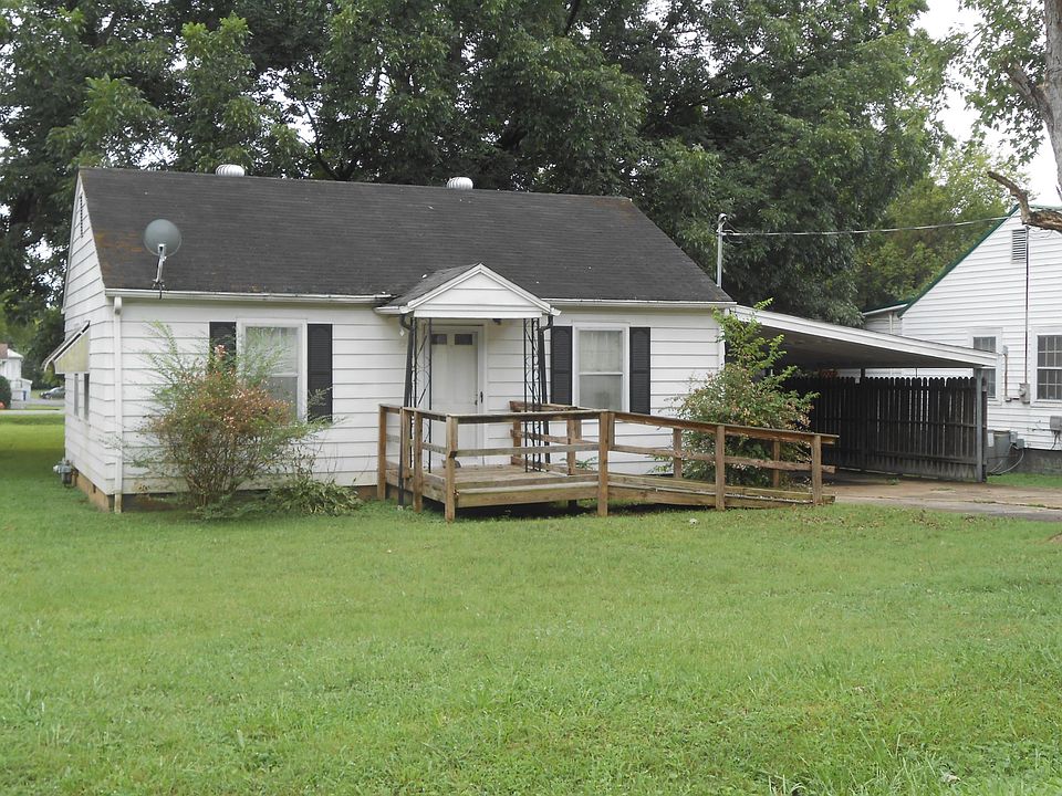 1st image of 226 Edgemont Dr