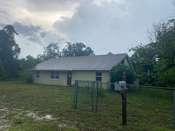 2nd image of 36733 Thomas Jefferson Rd