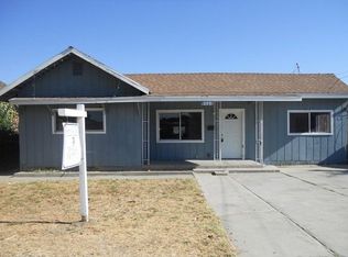 255 E Pleasant St, Coalinga, CA 93210