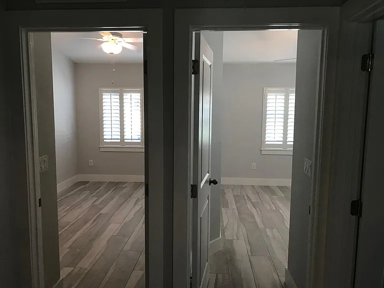 113 E Kaley St — Photo 4
