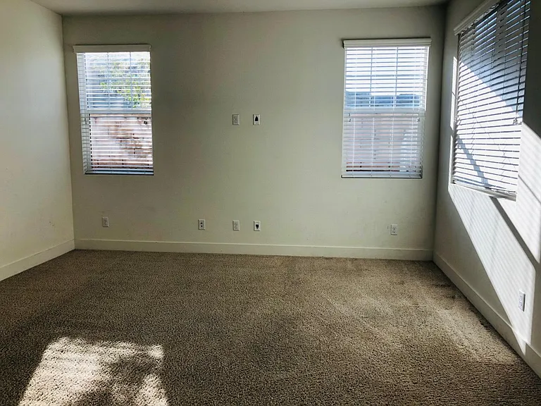 12242 Chorus Dr — Photo 9