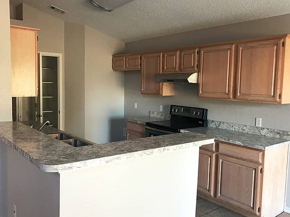 4th image of 5020 Mill Creek Trl