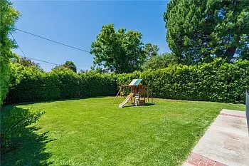 1058 Kendall Dr — Photo 13